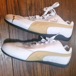 Puma Gold & White Indoor Soccer/Futsal Shoes with Ortholite Insoles – Women’s 9